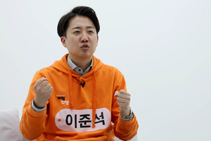 “민주당 득표 26%P 뺏어와 총선승리 경험 있다”[2025 대선주자 릴레이 인터뷰]