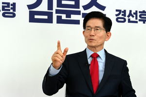 “거짓말 많이 한다고 경제 성장하지 않아… 이재명은 위험인물”[2025 대선주자 릴레이 인터뷰]