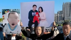 난폭운전에 일가족 3명 사망…가해 남성은 웃었고, 부친은 “신의 뜻” 조롱