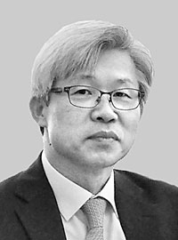 트럼프 100일… 더 절실한 자강과 연대