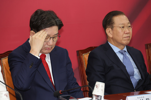 [속보]권성동 “김문수, 알량한 후보자리 지키려 회견…한심”