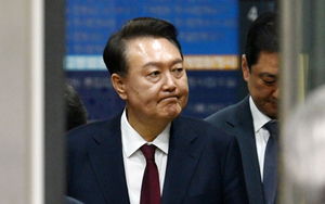 “尹, 이르면 오늘 자진 탈당할 수도…대선판 휘청거릴 수 있다”