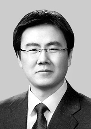 미래에 빚 떠넘기기 경쟁하는 대선판