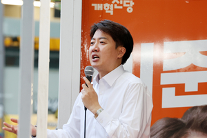 [속보]이준석 “후보 배우자 토론회? 김용태, 내 앞이었으면 혼냈을 것”