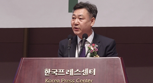 [속보]김대남 전 대통령실 행정관, 민주당 합류 결정했다가 철회…“김문수 지지”