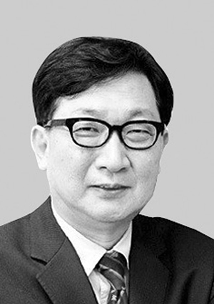 원화 절상과 고금리, 내수 위축 키운다