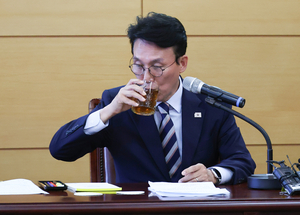 김민석, 수상한 차용에 재산축소 의혹까지 ‘일파만파’