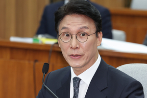 [속보]김민석 “尹 망할 짓했기 때문에 망했다…李대통령 중도보수는 진짜”