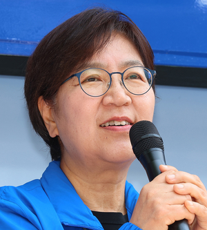 정은경의 30대 장남, 의사 엄마보다 연봉 높아..직업이 뭐?