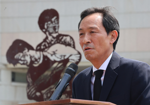 ‘운동권 86세대’ 대표 4선 의원… 우상호, 내년 강원지사 출마 가능성도 거론[Leadership]
