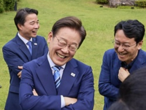 [속보]李 지지율 64.2% TK서도 절반 넘어…국힘 지지율 17.5% 최저수준-한길리서치