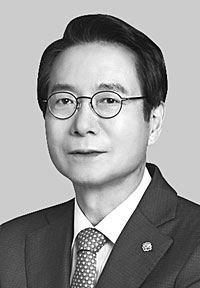 광복절 태극기 달기와 강한 나라 다짐