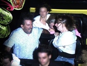 “시속 120㎞ 급강하서 안전벨트 풀려” 롤러코스터 공포의 순간