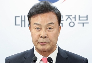 [속보]김성제 의왕시장 심정지 상태로 병원 이송…치료중