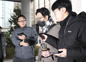 [단독] 김병기, 노량진수산시장 고액후원 받고 인사개입 의혹