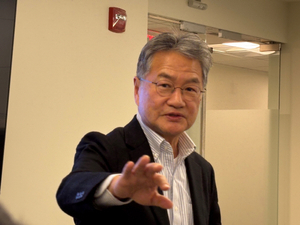 조셉 윤 “윤 전 대통령 구명 韓 시위대, 미쳤다고 느껴”