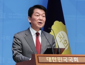[속보]안철수 “李 ‘패가망신’ 글 삭제 위법…대통령 글·말 모두 국가소유”