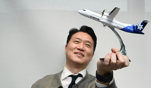 “조종간 잡으니 스트레스 풀려… 재벌 아니어도 항공사 창업할 수 있죠”[M 인터뷰]