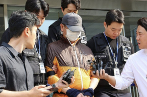 [속보]인천 송도서 생일상 차려준 아들 사제총기로 살해한 60대 무기징역