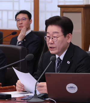 李대통령, ‘주한미군 무기반출’ 인정…“반대, 관철할 수 없는 게 엄연한 현실”