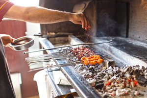 “케밥이 300만원”…노점상 ‘덜미’