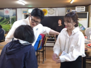 ‘인사하세요. 제 아내입니다’…한동훈 배우자 진은정 변호사 부산북구 전입
