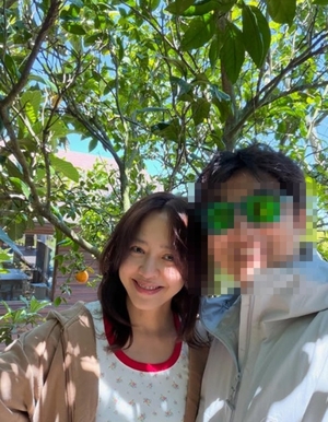 강성연, 3년 만에 재혼 고백…“요란하게 알리고 싶지 않아”