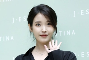 “잠실에도 스벅 선결제 해달라” 아이유 SNS에 왜…투표용지 부족사태 ‘불똥’