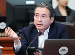 [속보]김용범 형사고발“레버ETF 도입지시 직권남용”