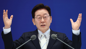 [속보]李 대통령 지지율 36.2% 취임 후 최저…30대는 27.3%-리서치뷰