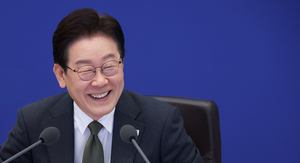 李대통령, ‘KTX-SRT 통합 어마어마한 업적’ 글에 “알아주니 감사”