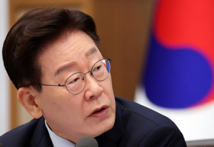 [속보]대통령지지34.7%…민주40.5%·국힘40.1%-코리아정보리서치