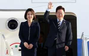 유시민·조국 겨냥? 대통령 “개혁의 이름으로 개혁 방해”