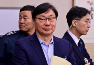 [단독]“나만 방치, 더 못기다려”…대북송금 이화영, 靑에 수차례 석방청구