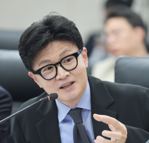 진중권 “민주당의 한동훈 딸 의혹, 배고픈 개가 빈그릇 핥는 것”