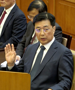 홍장원 “ ‘사람은 충성심’? 사람에게 충성하지 않는다더니”  尹 저격
