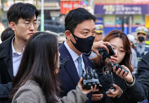경찰 “윤석열 전 대통령 ‘체포저지 혐의’ 피의자 조사 필요”