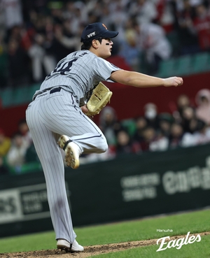 ‘불광불급’ 주문처럼 11경기 연속 무실점… 김서현, 진짜로 미쳤다