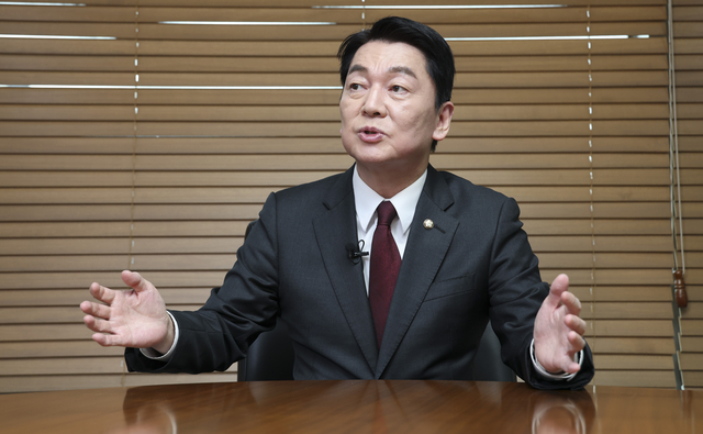 “꼭 정권 재창출해야 나라 미래 있다”