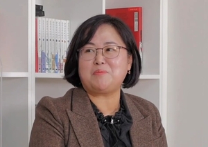 ‘재판 노쇼’ 권경애 “잘못 알려졌으니 위자료 못 주겠다”