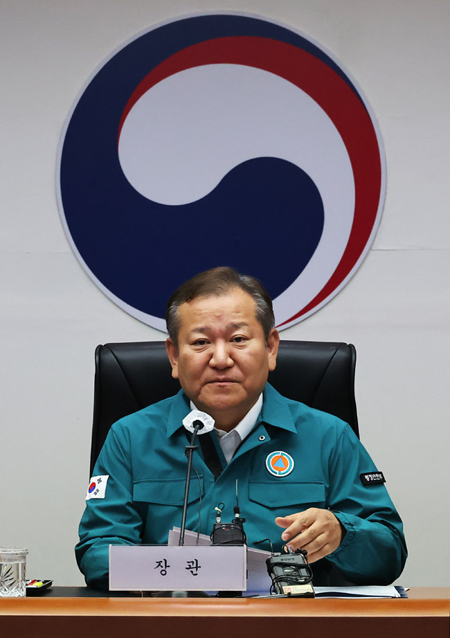 [속보]경찰, ‘언론사 단전·단수 의혹’ 이상민 전 장관 피의자 신분 조사