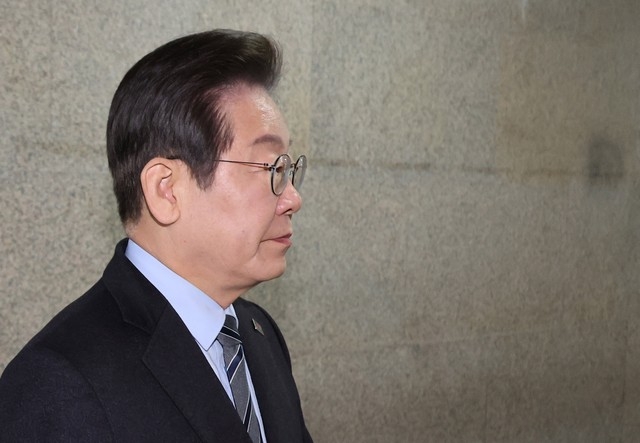 “보름만에 주가 14배 급등” …이재명·한덕수株 과열 조짐