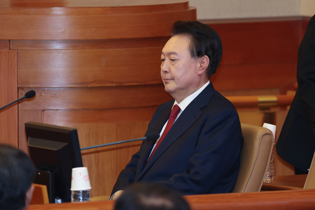 ‘尹어게인’ 일단 보류…尹변호인단, ‘신당 창당’ 예고했다가 취소