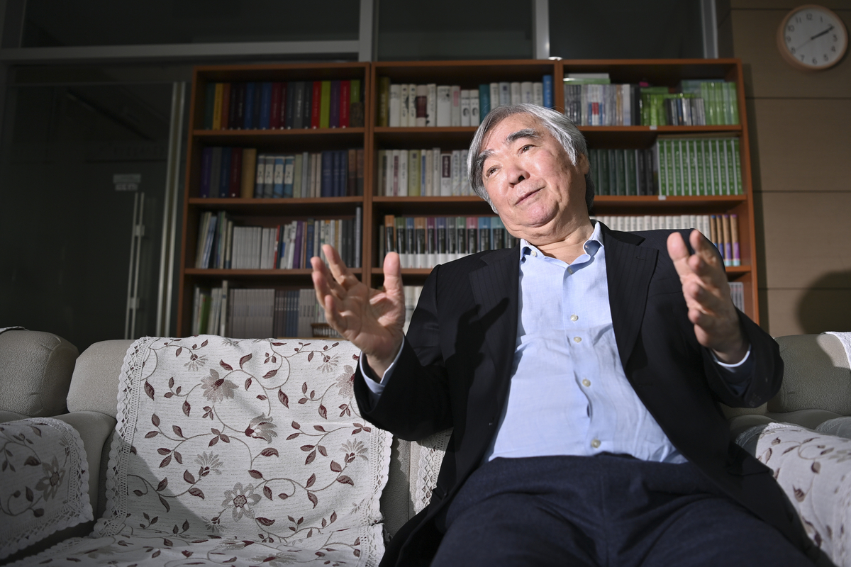 “세계화된 K문학… 이젠 외국인이 우리말 배워 자국어로 번역해야죠”