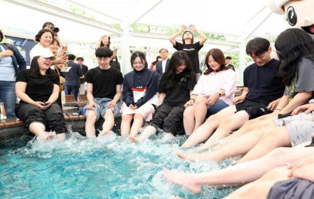 유성온천축제 족욕체험장