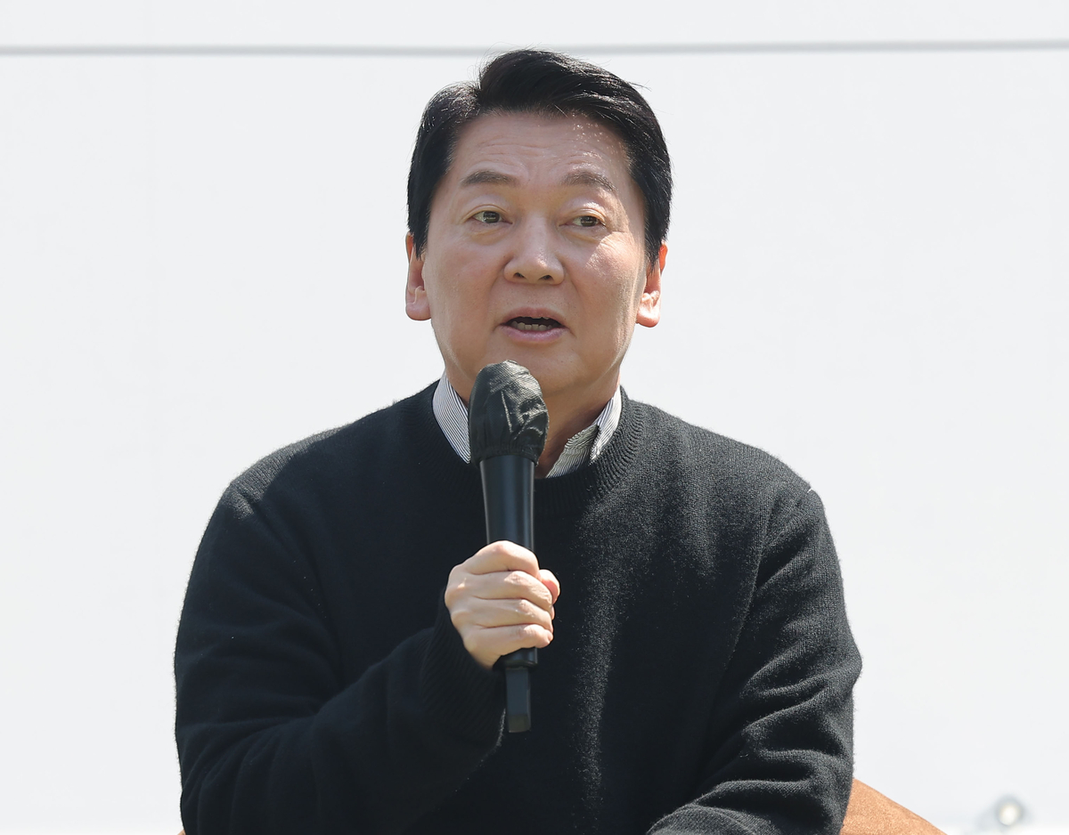 안철수 “한·김·한 출마, 이재명 단두대에 목 들이미는 격”