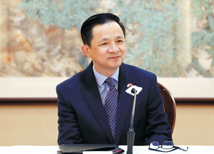 韓미담 전하고 청년 교류 힘쓰고… 소통·화해 ‘손짓’[Leadership]