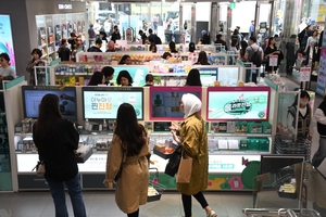 AI기술 접목…  정교한 ‘디지털 사이니지’