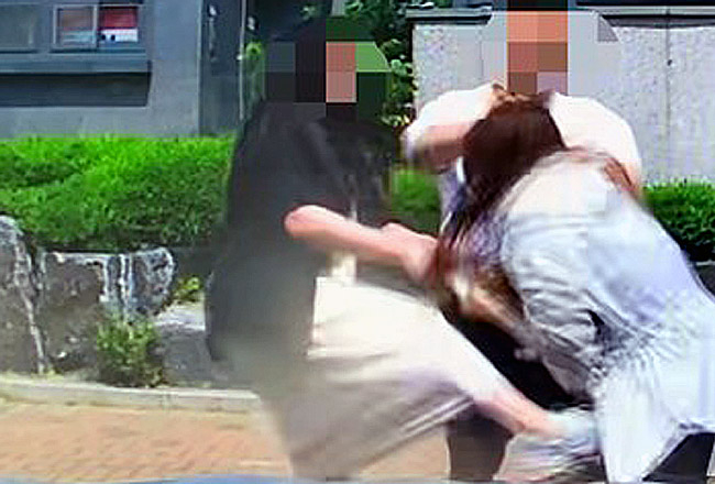 인천서 “차 빼달라”는 여성 같이 폭행…전적 보디빌더 아내 집유