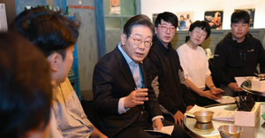 [속보]이재명 “제 생각과 전혀 다른 판결…국민 뜻이 가장 중요”
